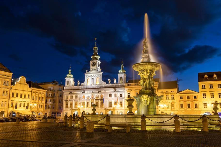 Cb Rooms/Bed&Soup Ceske Budejovice Luaran gambar