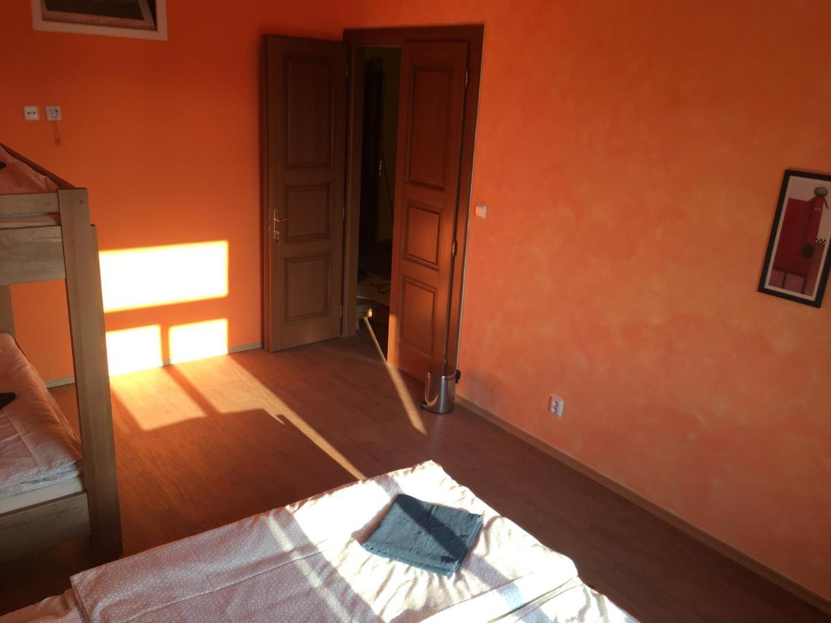 Cb Rooms/Bed&Soup Ceske Budejovice Luaran gambar