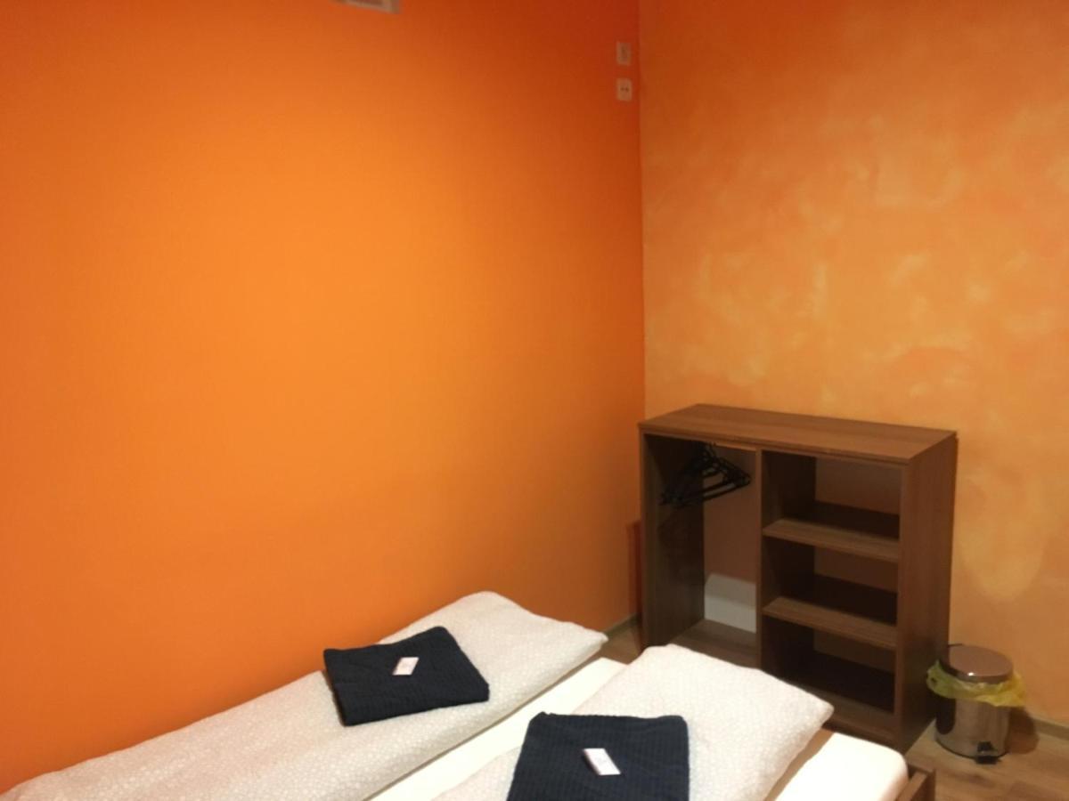 Cb Rooms/Bed&Soup Ceske Budejovice Luaran gambar